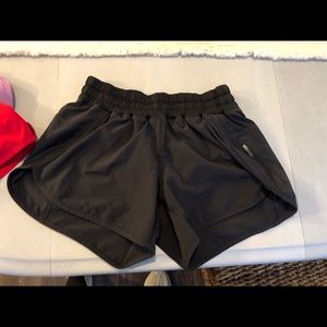 Lululemon tracker short